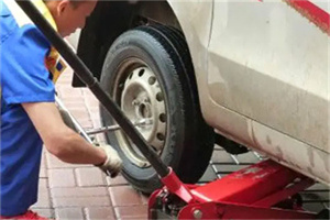 扎鲁特旗附近拖车24小时服务热线电话