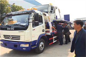 扎鲁特旗汽车道路救援拖车价格